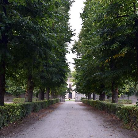 Ostello Castello Mina Della Scala Casteldidone Екстериор снимка