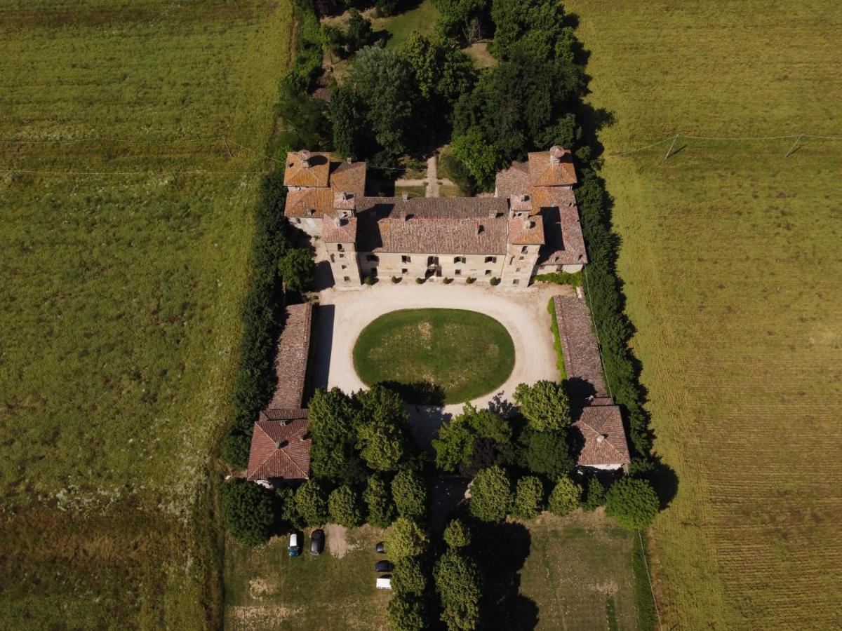Ostello Castello Mina Della Scala Casteldidone Екстериор снимка