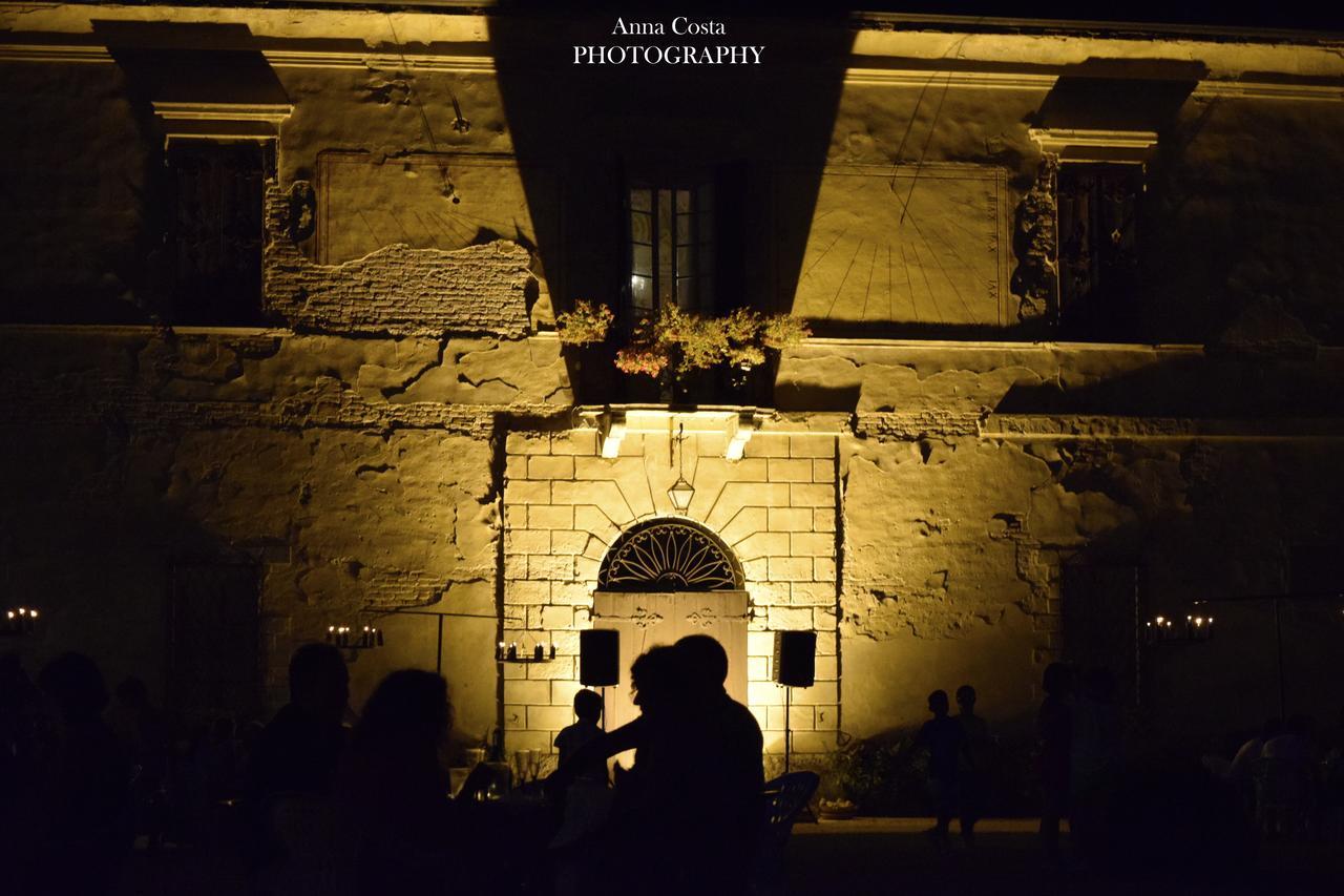Ostello Castello Mina Della Scala Casteldidone Екстериор снимка